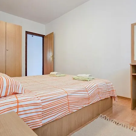 Maja One Apartment