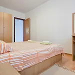 Maja One Apartamento