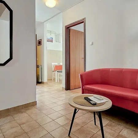Apartment Maja One *