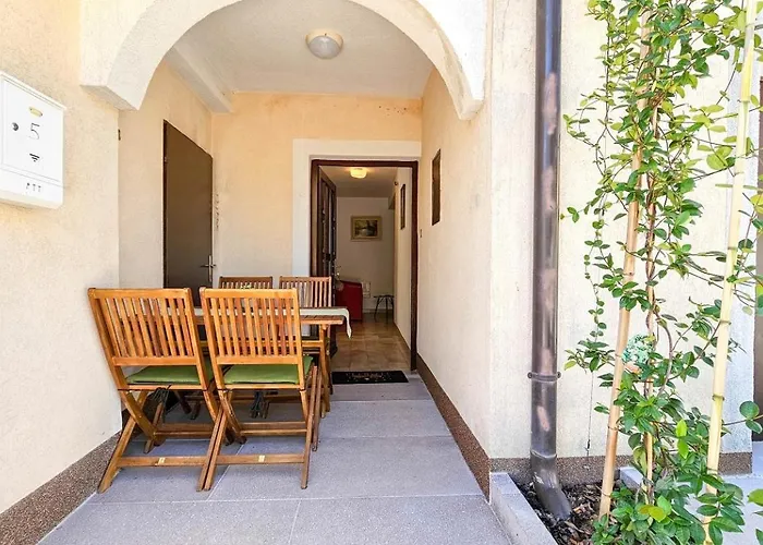 Διαμέρισμα Maja One *